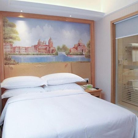 Vienna Hotel Qingyuan Yingde Guangming Road Bagian luar foto