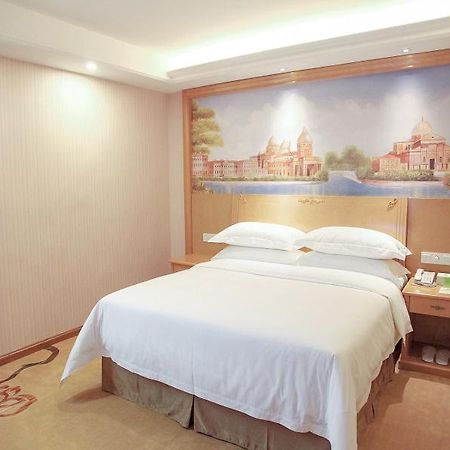 Vienna Hotel Qingyuan Yingde Guangming Road Bagian luar foto