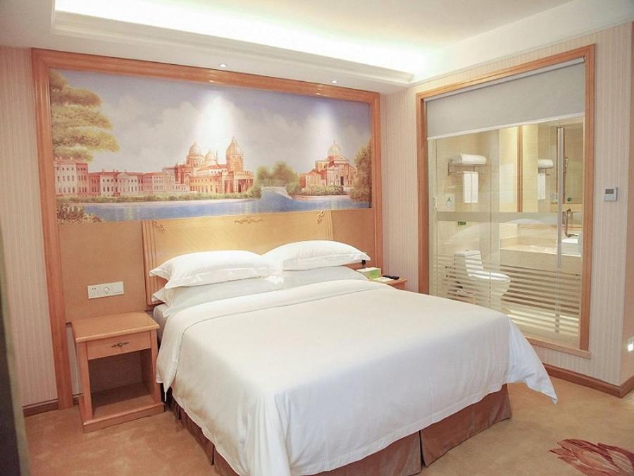 Vienna Hotel Qingyuan Yingde Guangming Road Bagian luar foto